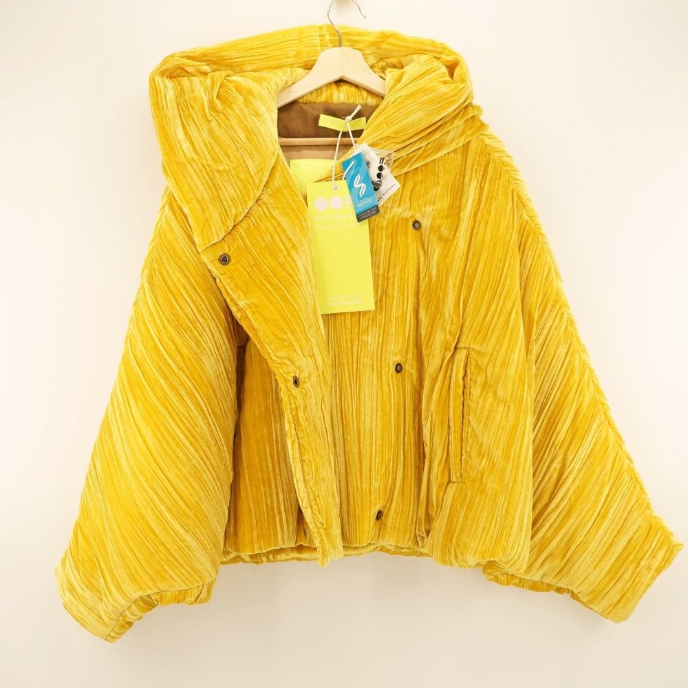 Anthropologie OOF Saffron Velvet Puffer Jacket - Picture 11 of 15